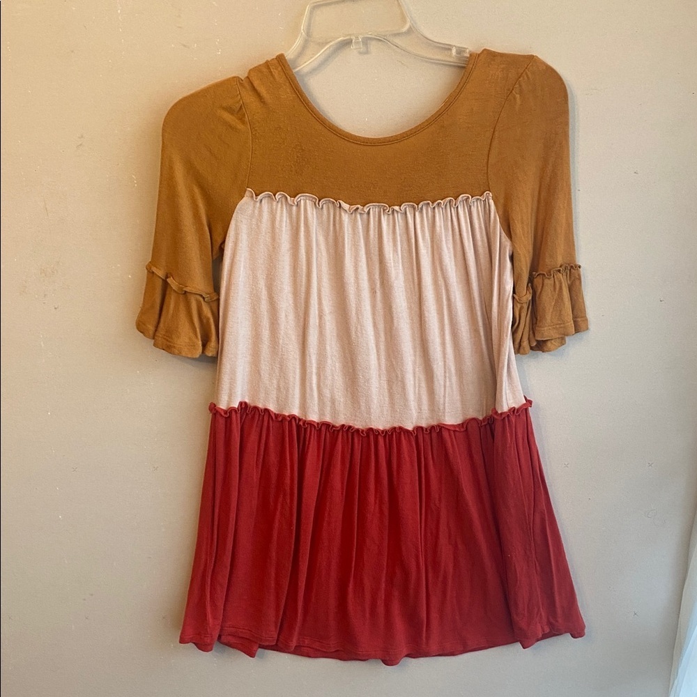 ❤️Raro Editions Multicolor Ruffle Sleeve Top